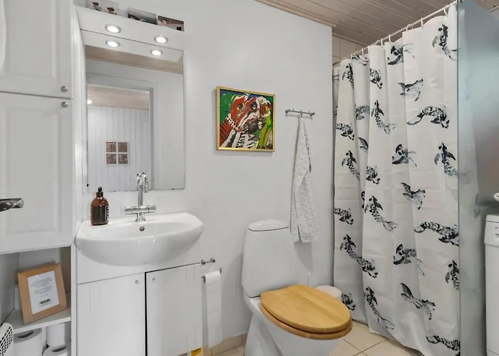 Сasa de vacaciones 4 Bedroom Cozy In